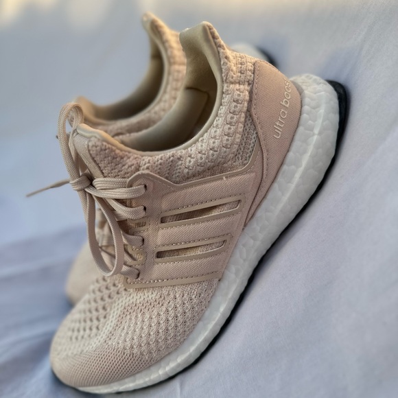 ULTRABOOST 5.0 DNA SHOES | Beige Parley | Rare - Picture 3 of 6